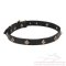 Lederhalsband mit goldenen Rhomben