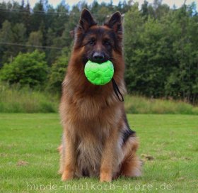 Robuster Hundeball aus Kunstleder FDT 15 cm